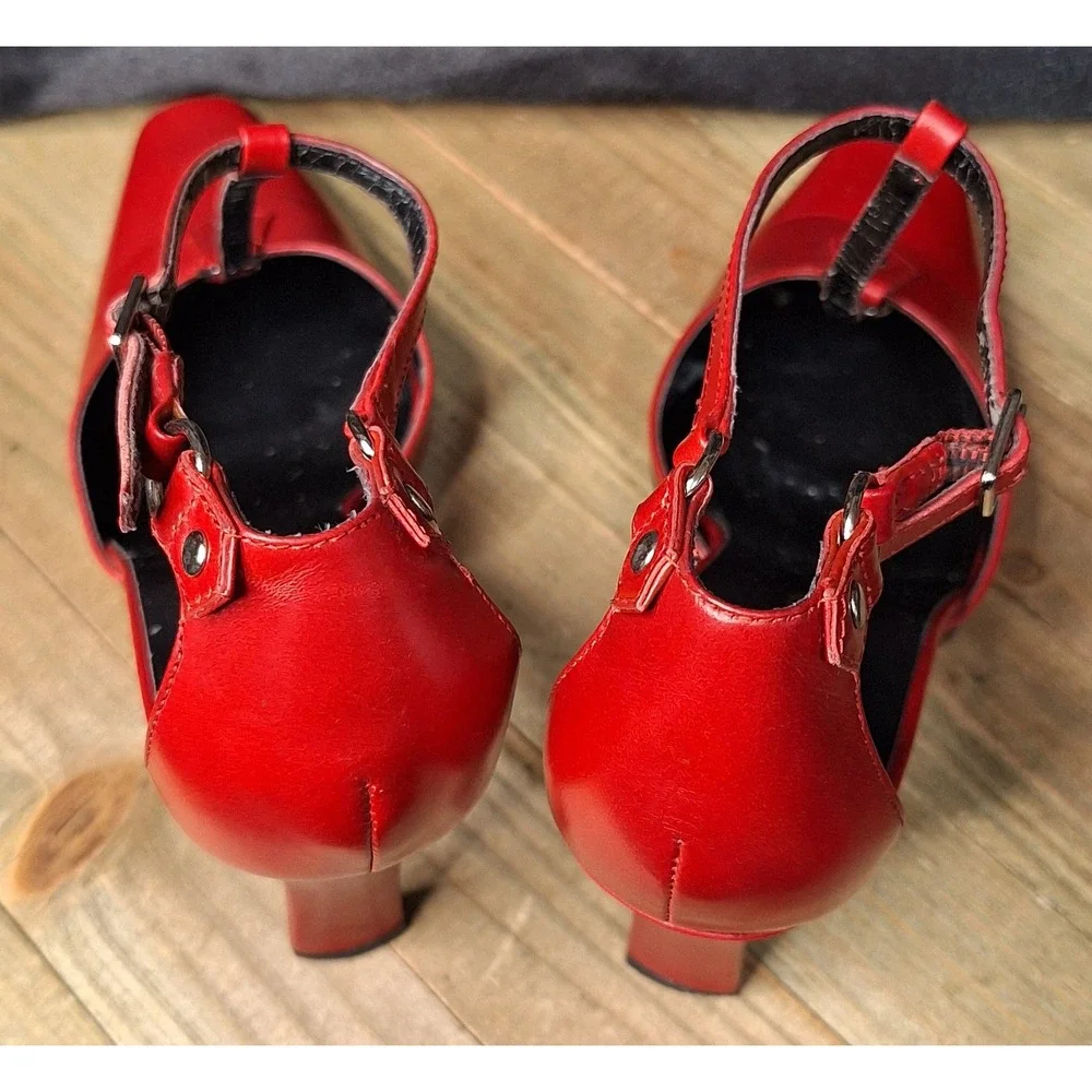 Worthington Shelby Red Leather T-Strap Square Toe Heels Pumps 6.5M 023-5177